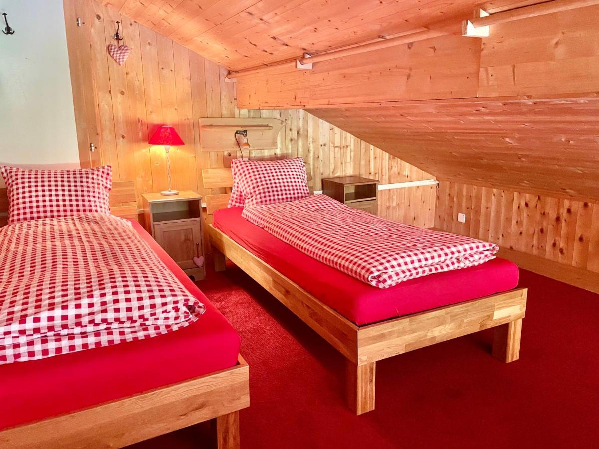 Bnb Guesthouse Lusi Frauenkirch Esterno foto