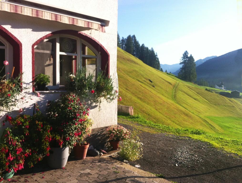 Bnb Guesthouse Lusi Frauenkirch Esterno foto