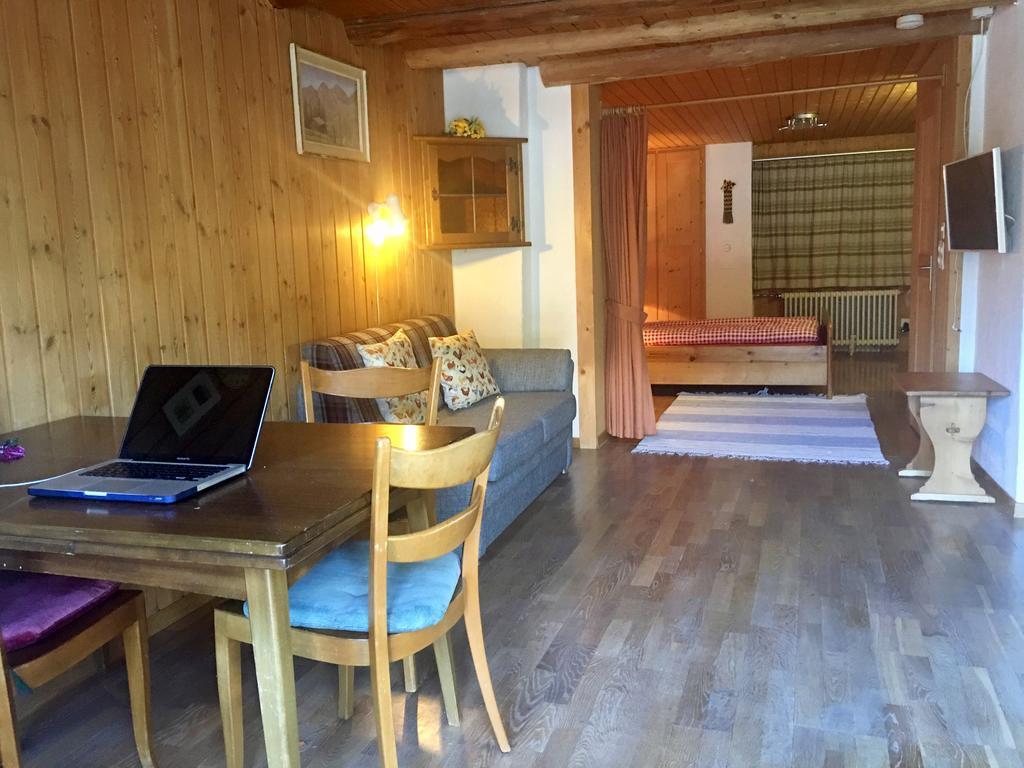 Bnb Guesthouse Lusi Frauenkirch Esterno foto